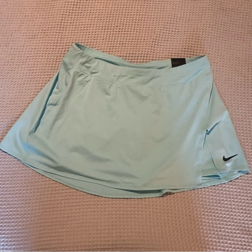NWT Nike Dri Fit Slim Fit Tennis Pickleball Skort Light Turquoise Plus Size 1X - Picture 2 of 8
